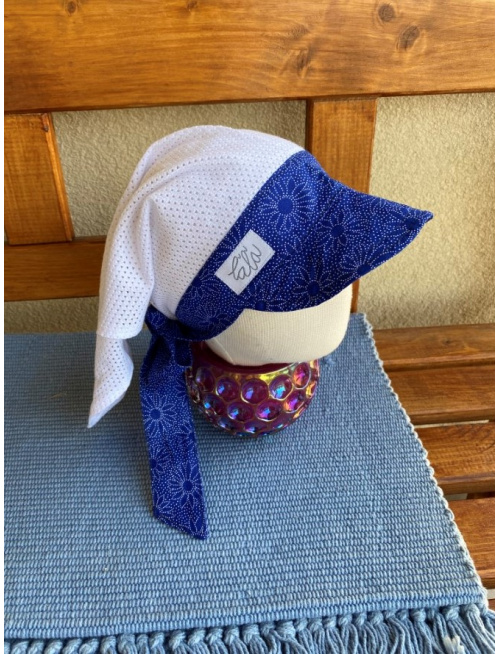 Biela dierková šatka ZOJA so šiltom - na viazanie - úplet + 100% bavlna