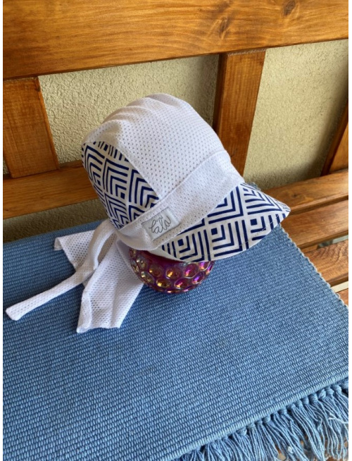 Biela dierková pirátka so šiltom na uzol HUGO