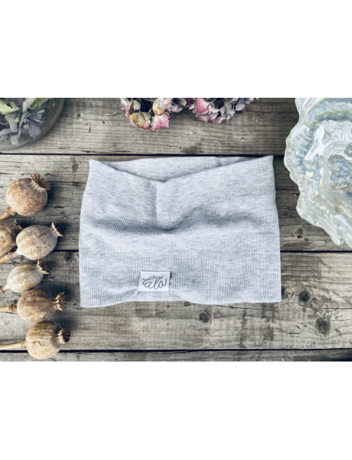 Rebro čelenka ROVNÁ - svetlosivý melír