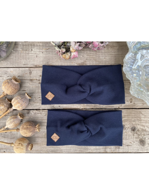 Rebro čelenka TOČENÁ - tmavomodrá