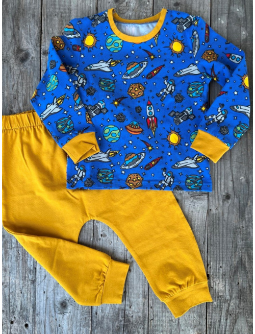 Detské pyžamko s rastúcimi manžetami VESMÍR- klasik strih