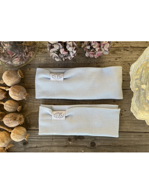 Rebro čelenka ROVNÁ - svetlomodrá