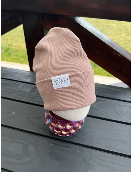 Rebro ŠMOLKO čiapka - piesková