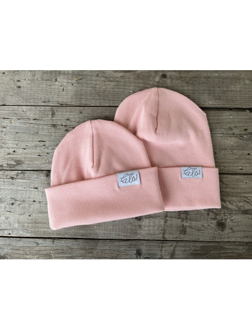 Rebro PLYTKÁ čiapka - púdrová