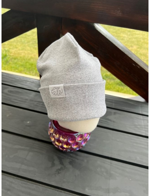 Rebro ŠMOLKO čiapka - stredne sivý melír