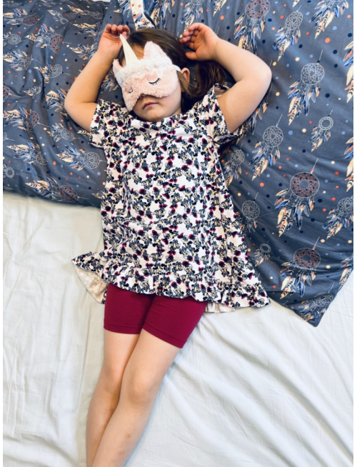 Nočná košieľka s krátkymi legínami