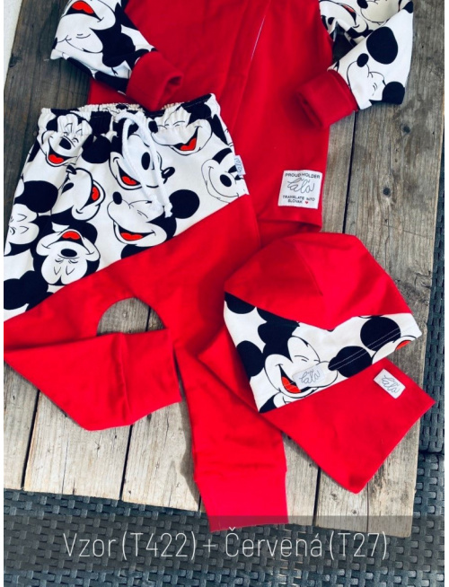 Šmolko čiapka so vzorovaným prestrihom