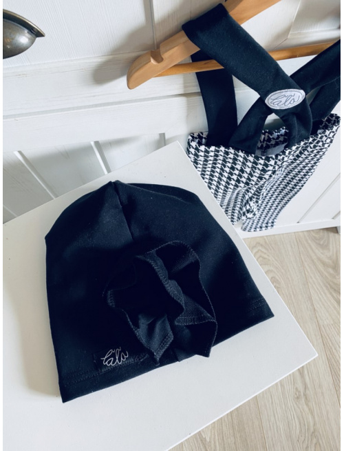 Šmolko čiapka s ružou