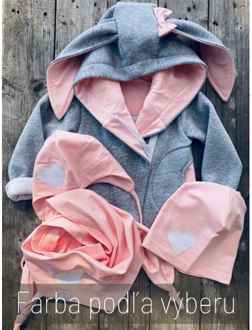 Tepláková ušiačka s inofarebným srdiečkom