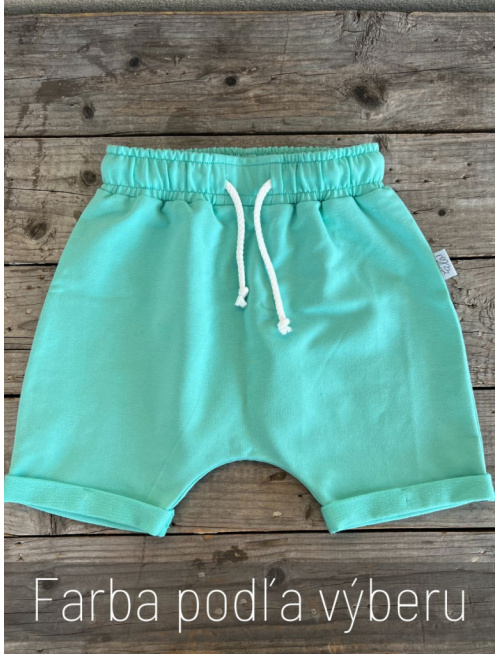 Krátke pudláče s funkčnou šnúrkou v páse - mentol
