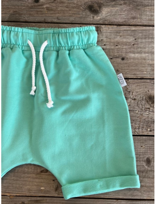 Krátke pudláče s funkčnou šnúrkou v páse - mentol