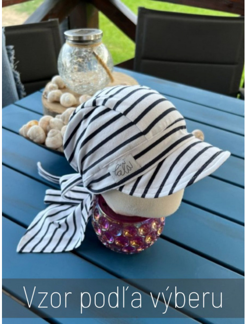 Pirátka so šiltom na viazanie - vzorovaná - úplet