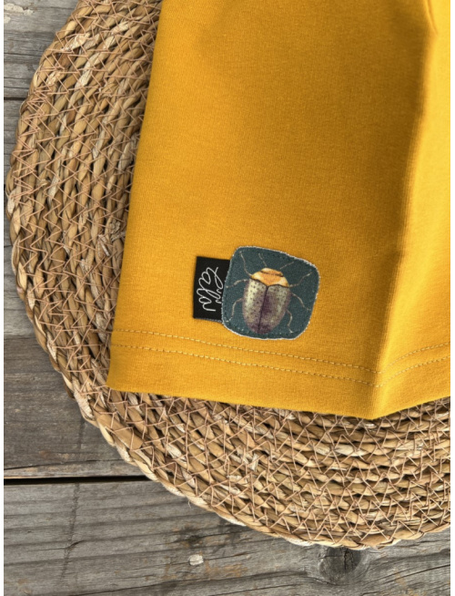 Jednofarebná šmolko čiapka s aplikáciou Chrobáčik D - jednovrstvová