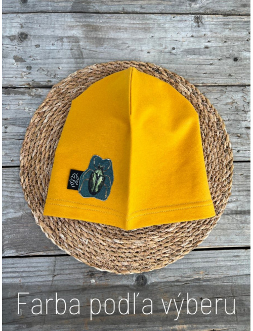 Jednofarebná šmolko čiapka s aplikáciou Chrobáčik A - jednovrstvová