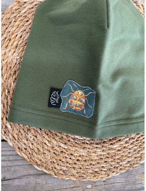 Jednofarebná šmolko čiapka s aplikáciou Chrobáčik M - jednovrstvová