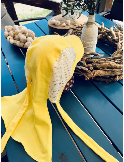 Pirátka so šiltom na viazanie - kombinovaná - ŽLTÁ