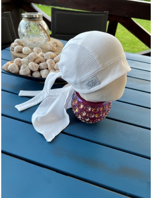 Pirátka bez šiltu na viazanie - kombinovaná - BIELA