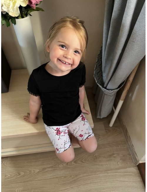 Krátke tričko LEA s čiernym volánikom