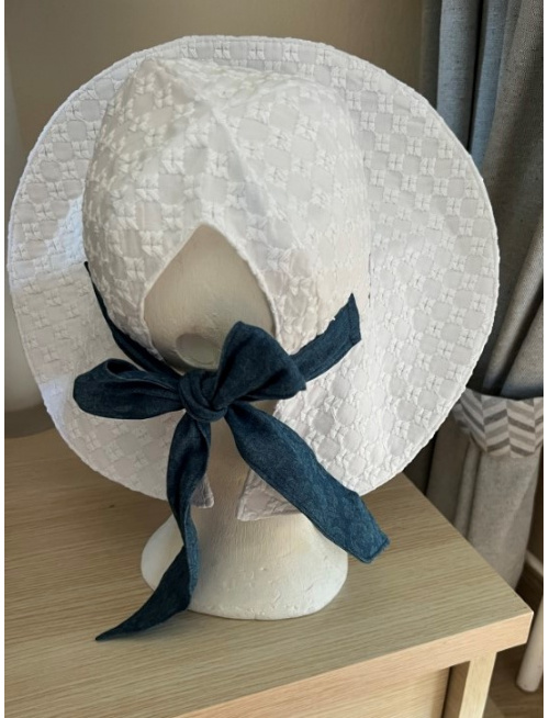 Rastúci elegantný klobúk na copík - MADEIRA 1