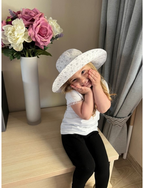 Rastúci elegantný klobúk LADY