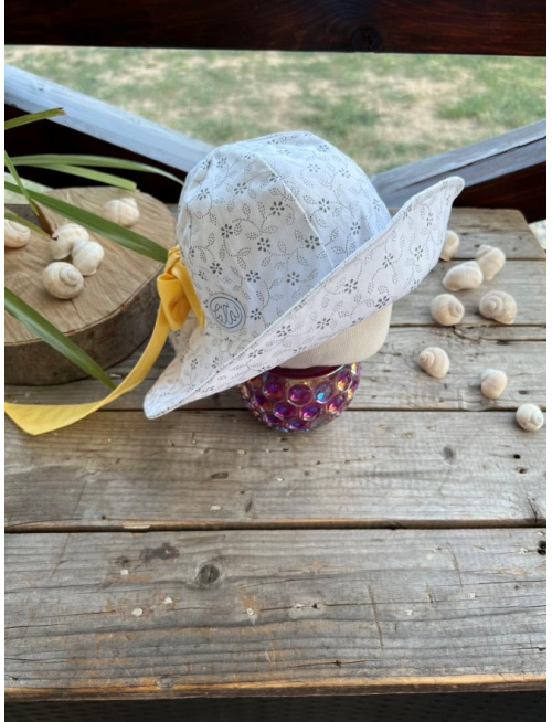 Rastúci elegantný klobúk LADY