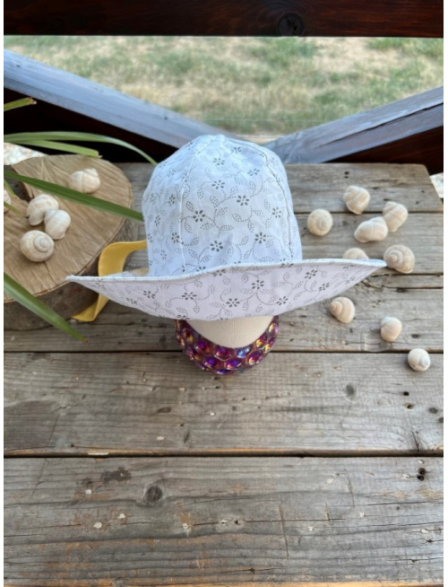 Rastúci elegantný klobúk LADY