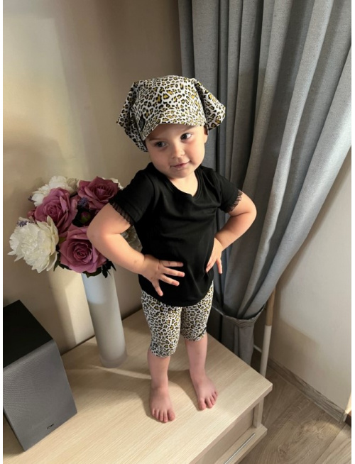 Úpletová šatka SUMMER so šiltom - na viazanie - LEOPARD na sivej