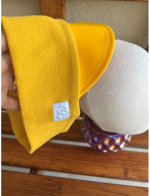 Koženková šiltočelenka