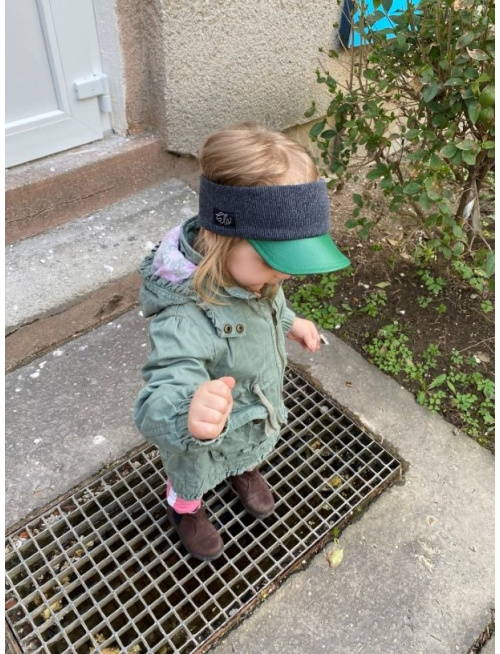 Koženková šiltočelenka