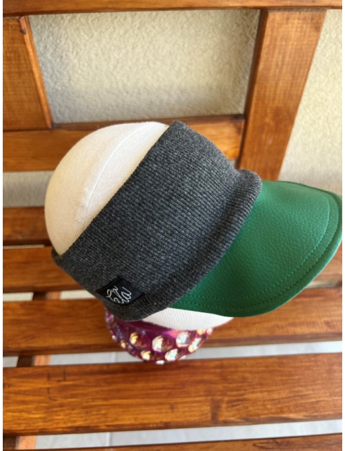 Koženková šiltočelenka