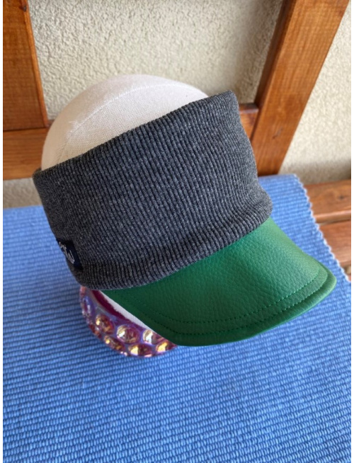 Koženková šiltočelenka