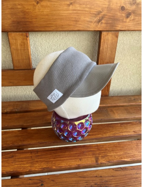 Koženková šiltočelenka