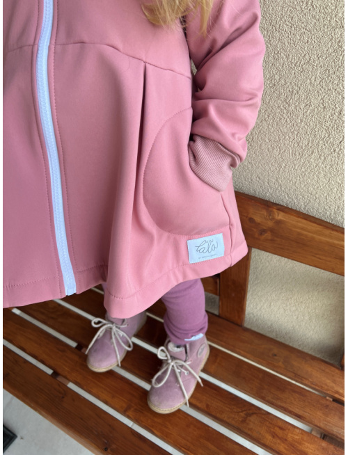 Rastúca softshell bunda s prestrihom a stojačik kapucňou - sukničková - RIO s uškami - jeseň/ZIMA