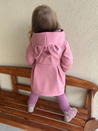 Rastúca softshell bunda s prestrihom a stojačik kapucňou - sukničková - RIO s uškami - jeseň/ZIMA
