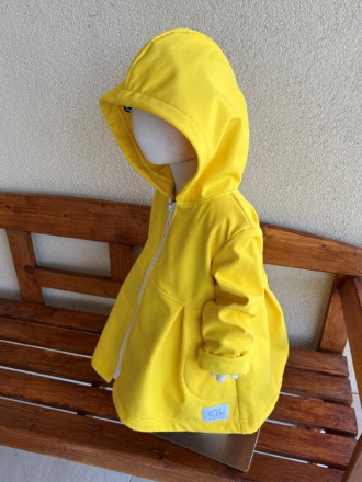 Rastúca softshell bunda s prestrihom - sukničková - RIO - jeseň/ZIMA