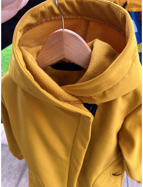 Rastúca softshell bunda so šikmozipsom ALEX - jednofarebná - jeseň/ZIMA