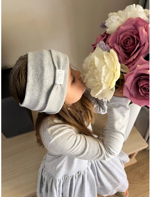 Rebro čelenka ROVNÁ - stredne sivý melír