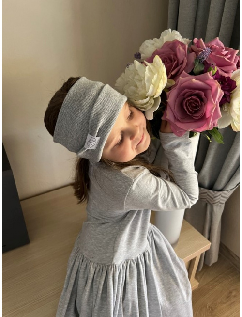 Rebro čelenka ROVNÁ - stredne sivý melír