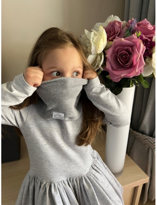 Rebro čelenka ROVNÁ - stredne sivý melír