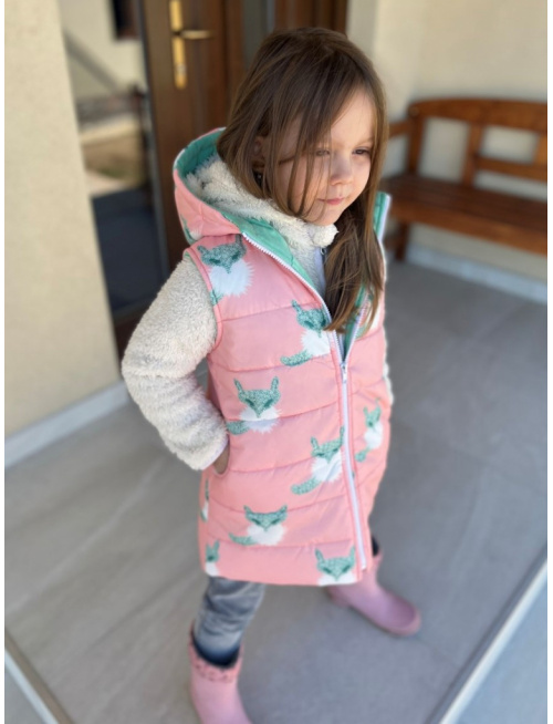 Rastúca vesta LÍŠKA so stojačikovou kapucňou - DOMI