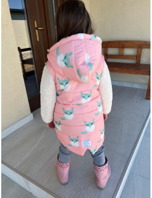 Rastúca vesta LÍŠKA so stojačikovou kapucňou - DOMI