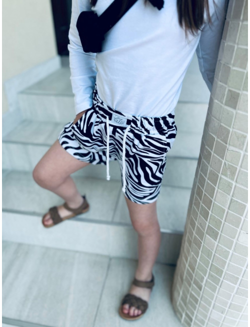 Teplákové kraťasy Mirai - vzor Zebra