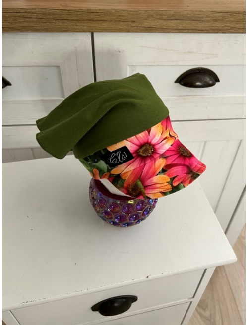 Úpletová šatka LORY so šiltom na pevno - kombinovaná