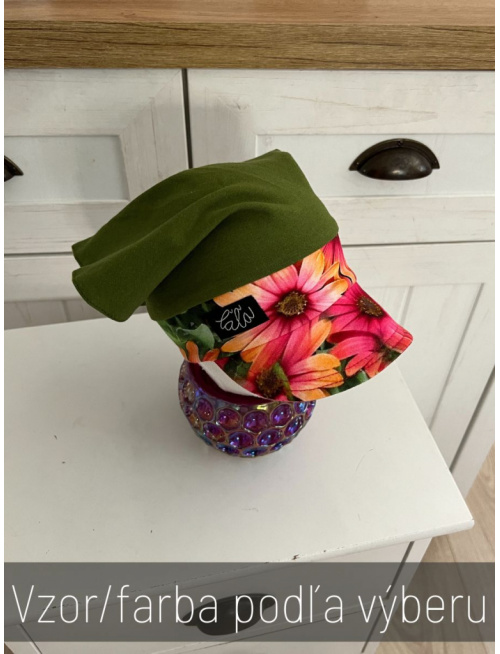 Úpletová šatka LORY - so šiltom - na pevno - kombinovaná