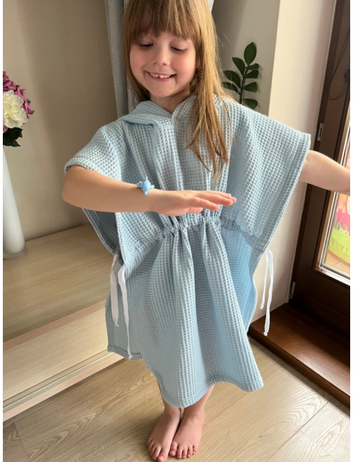 Detské vaflové pončo s uškami podľa výberu - belaso modré