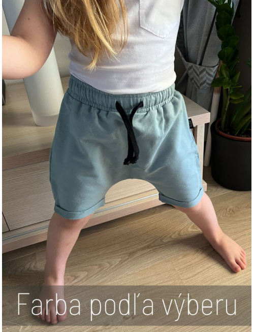 Krátke pudláče s funkčnou šnúrkou v páse - jednofarebné