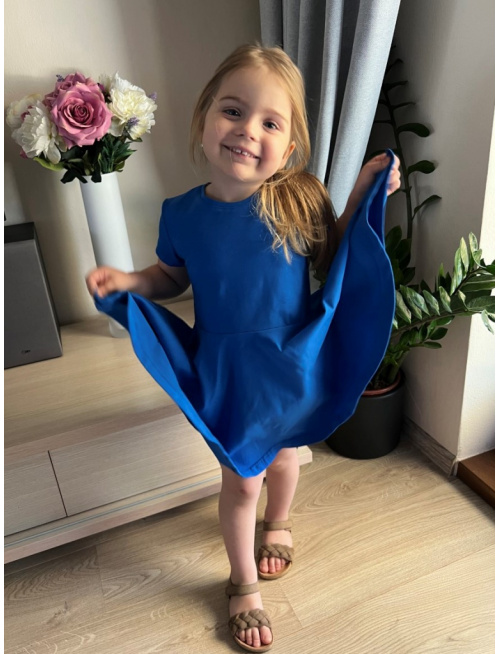 Úpletové šaty s kruhovou sukňou a krátkym rukávom Lucia - jednofarebné