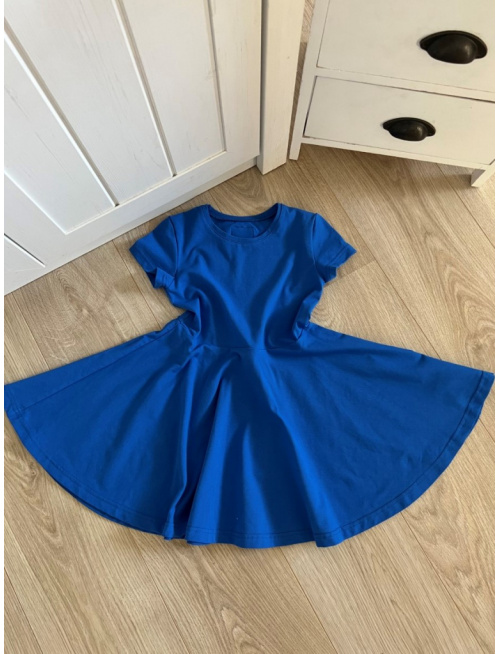 Úpletové šaty s kruhovou sukňou a krátkym rukávom Lucia - jednofarebné