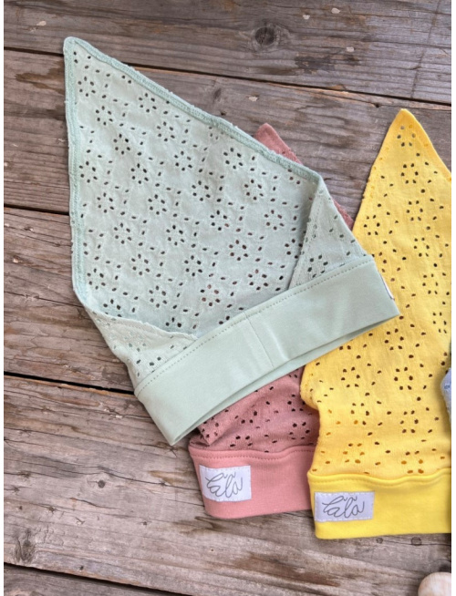 Madeirová šatka LORY na pevno - bez šiltu - úplet