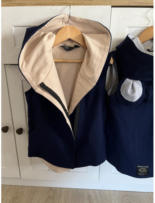 Rastúca tepláková vesta so šikmozipsom a uškami - ALEX - dvojvrstvová